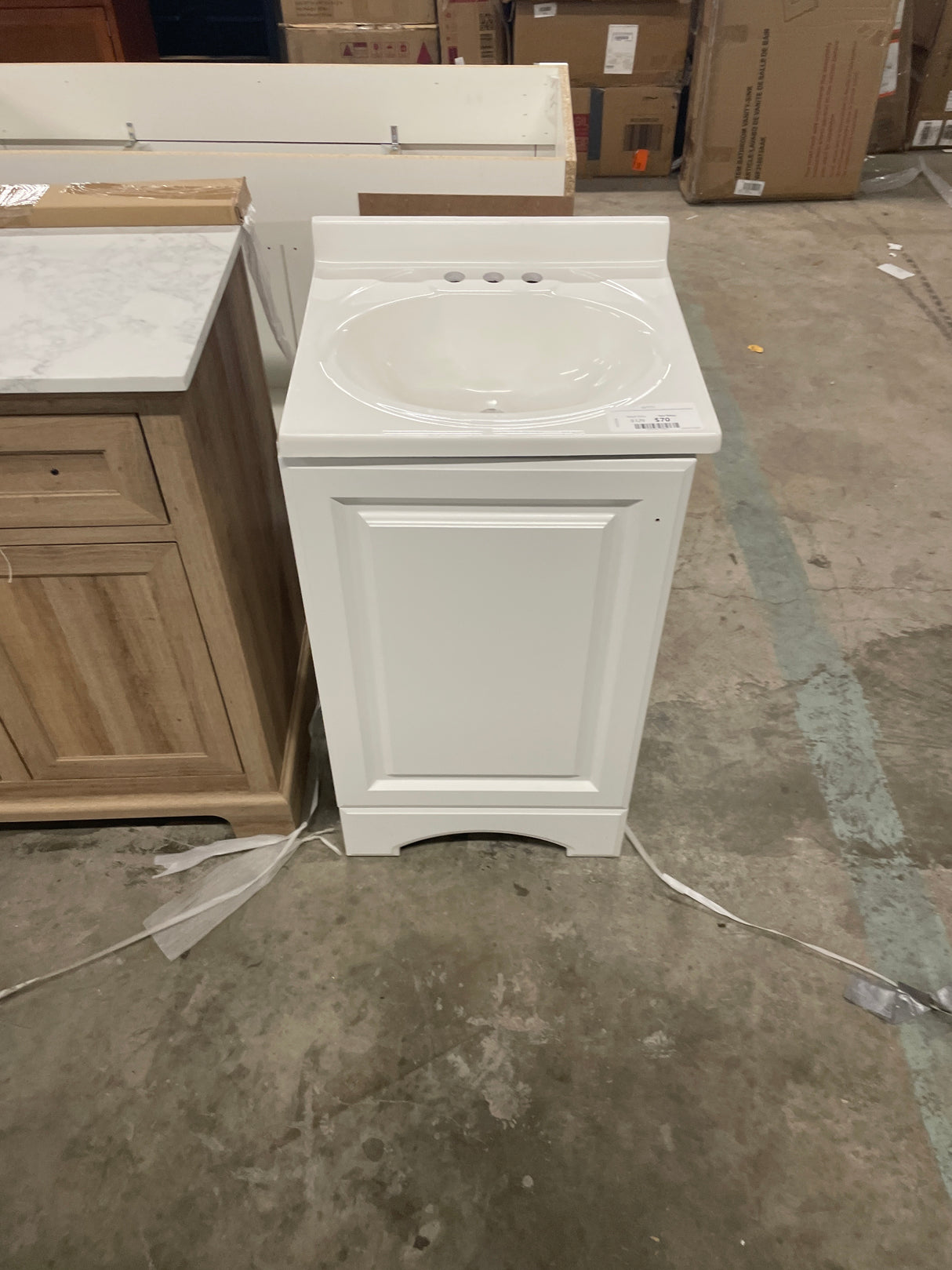 19 in. W x 18 in. D x 34 in. H Single Sink Freestanding Bath Vanity in White with White Cultured Marble Top