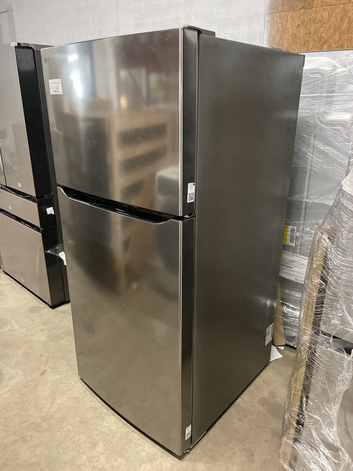 LG 20 cu. ft. Top Freezer Refrigerator