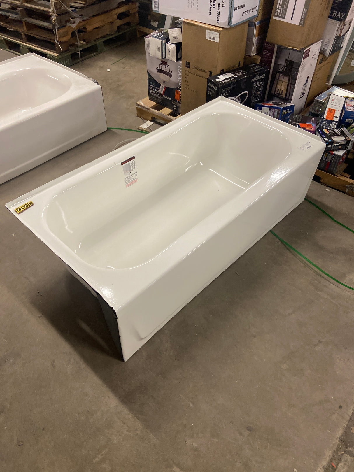 Mauicast 60 in. x 30 in. Rectangular Alcove Soaking Bathtub with Left Drain in White