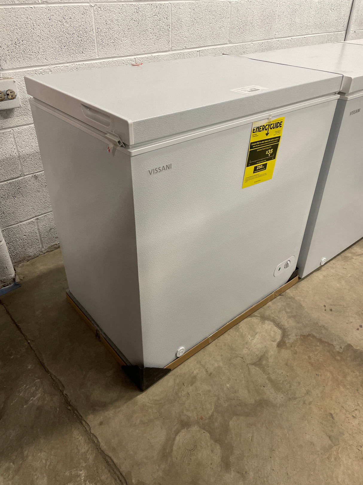 7.0 cu. ft. Manual Defrost Chest Freezer with LED Light in White Garage Ready