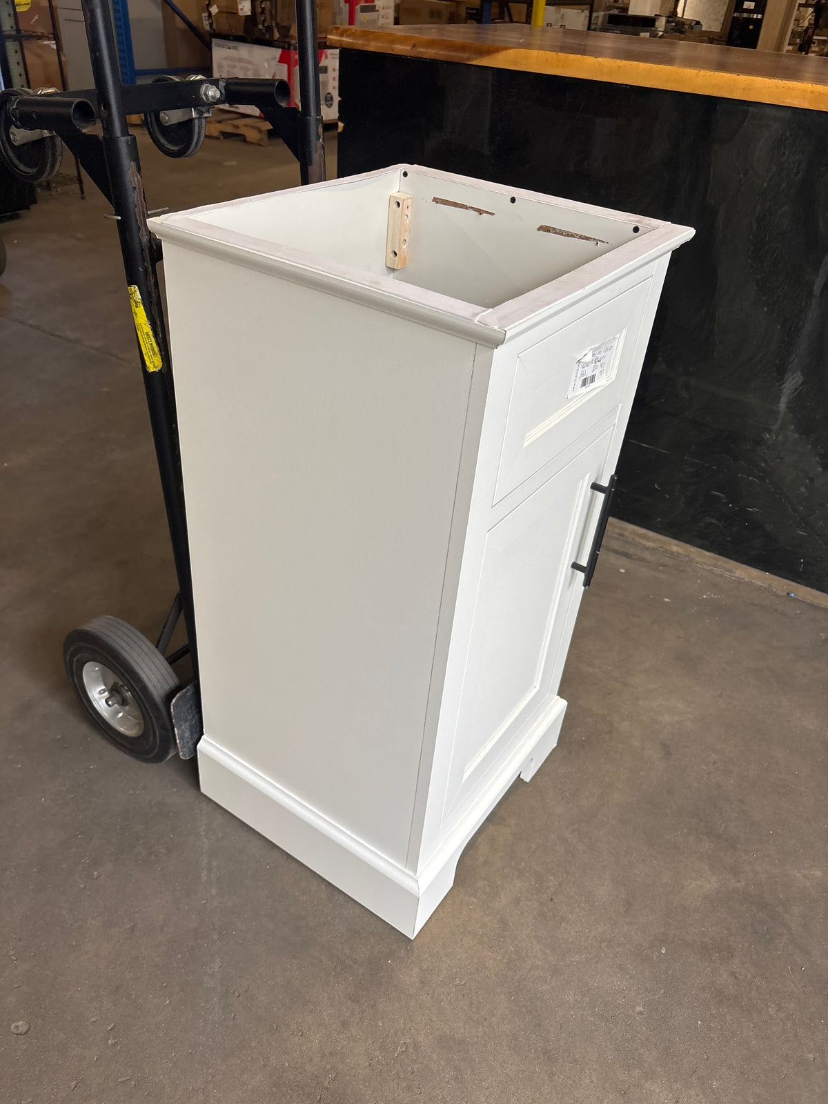 Doveton 18 in. Single Sink Compact Freestanding Bath Vanity in White with White Ceramic Top (Assembled)