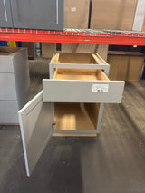 Courtland 21 in. W x 24 in. D x 34.5 in. H Assembled Shaker Base Kitchen Cabinet in Sterling Gray