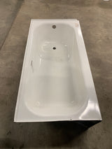 Maui 60 in. x 30 in. Soaking Bathtub with Right Drain in White