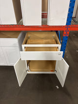 Shaker 27 in. W x 24 in. D x 34.5 in. H Assembled Base Kitchen Cabinet in Satin White with Ball-Bearing Glides