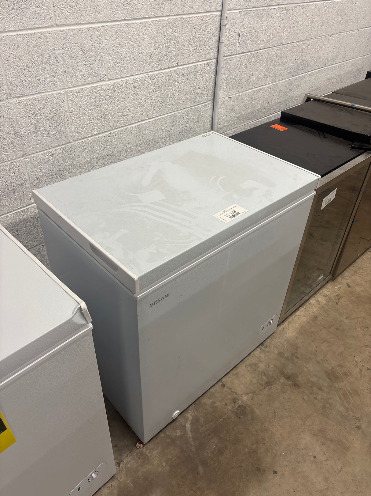 7.0 cu. ft. Manual Defrost Chest Freezer with LED Light in White Garage Ready