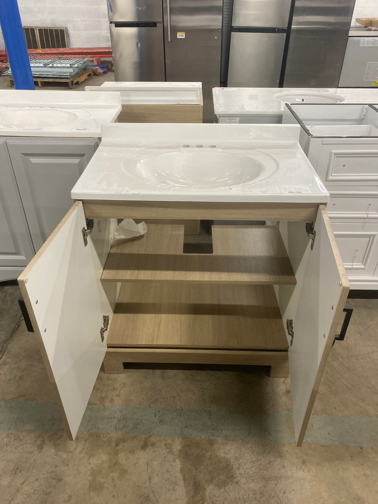 Oakley 31 in. Single Sink Beige Oak Bath Vanity with White Cultured Marble Top (Assembled)