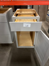 Westfield Feather White Shaker Stock Assembled Base Kitchen Cabinet (18 in. W x 23.75 in. D x 35 in. H)