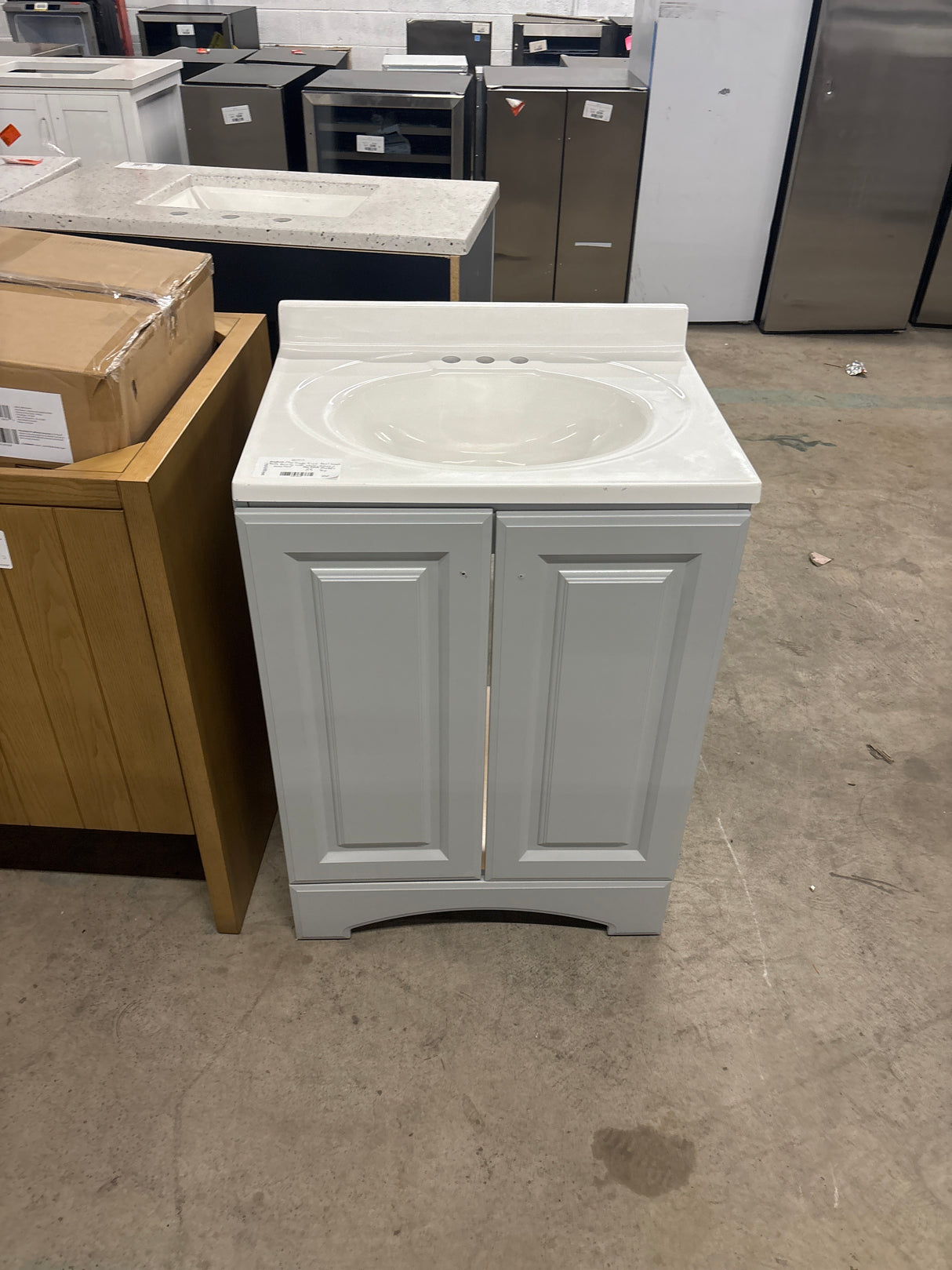 25 in. Single Sink Pearl Gray Bath Vanity with White Cultured Marble Top (Assembled)
