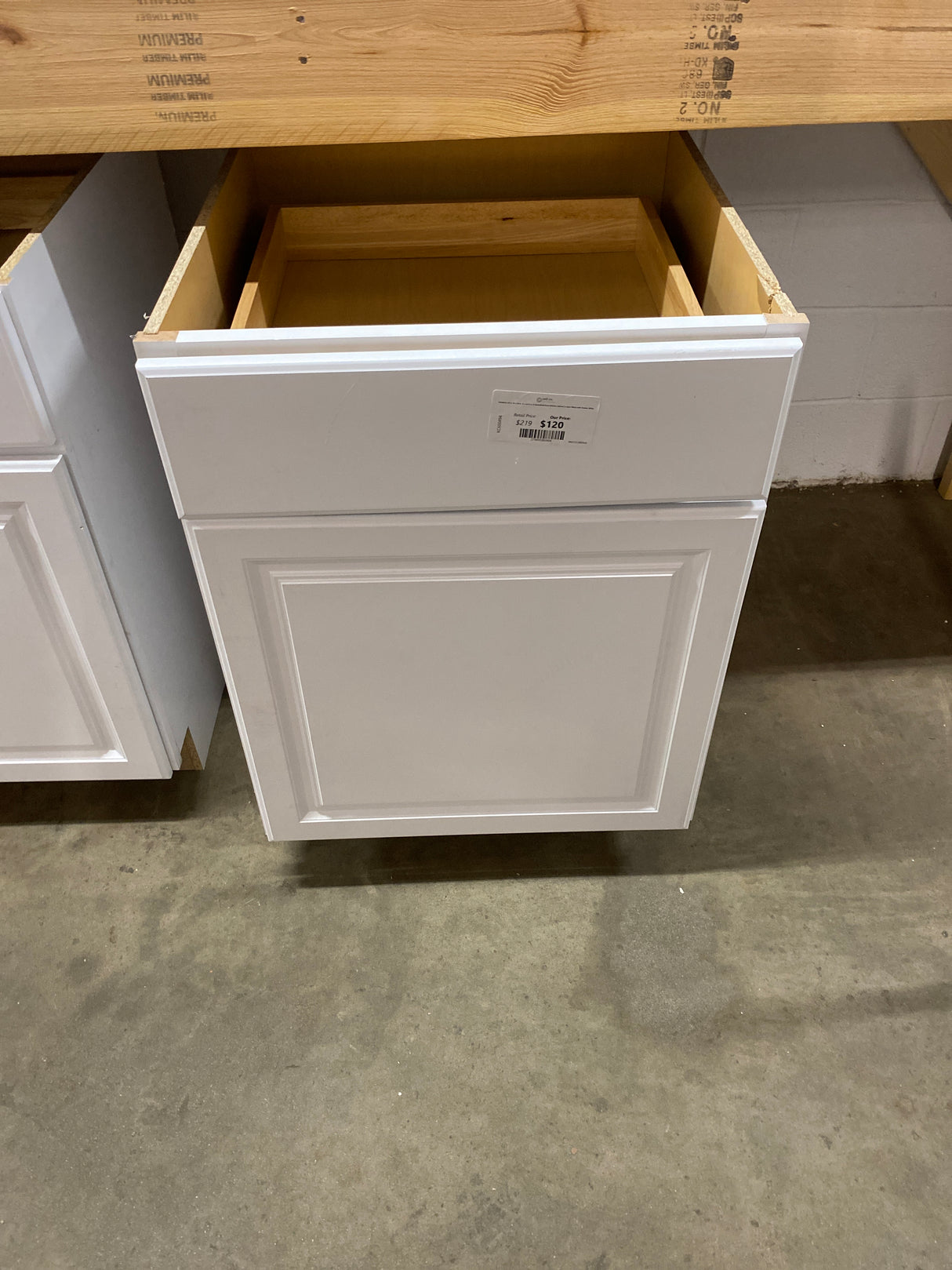 Hampton 24 in. W x 24 in. D x 34.5 in. H Assembled Base Kitchen Cabinet in Satin White with Drawer Glides
