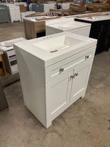 Everdean 31 in. W x 19 in. D x 34 in. H Single Sink Freestanding Bath Vanity in White with White Cultured Marble Top