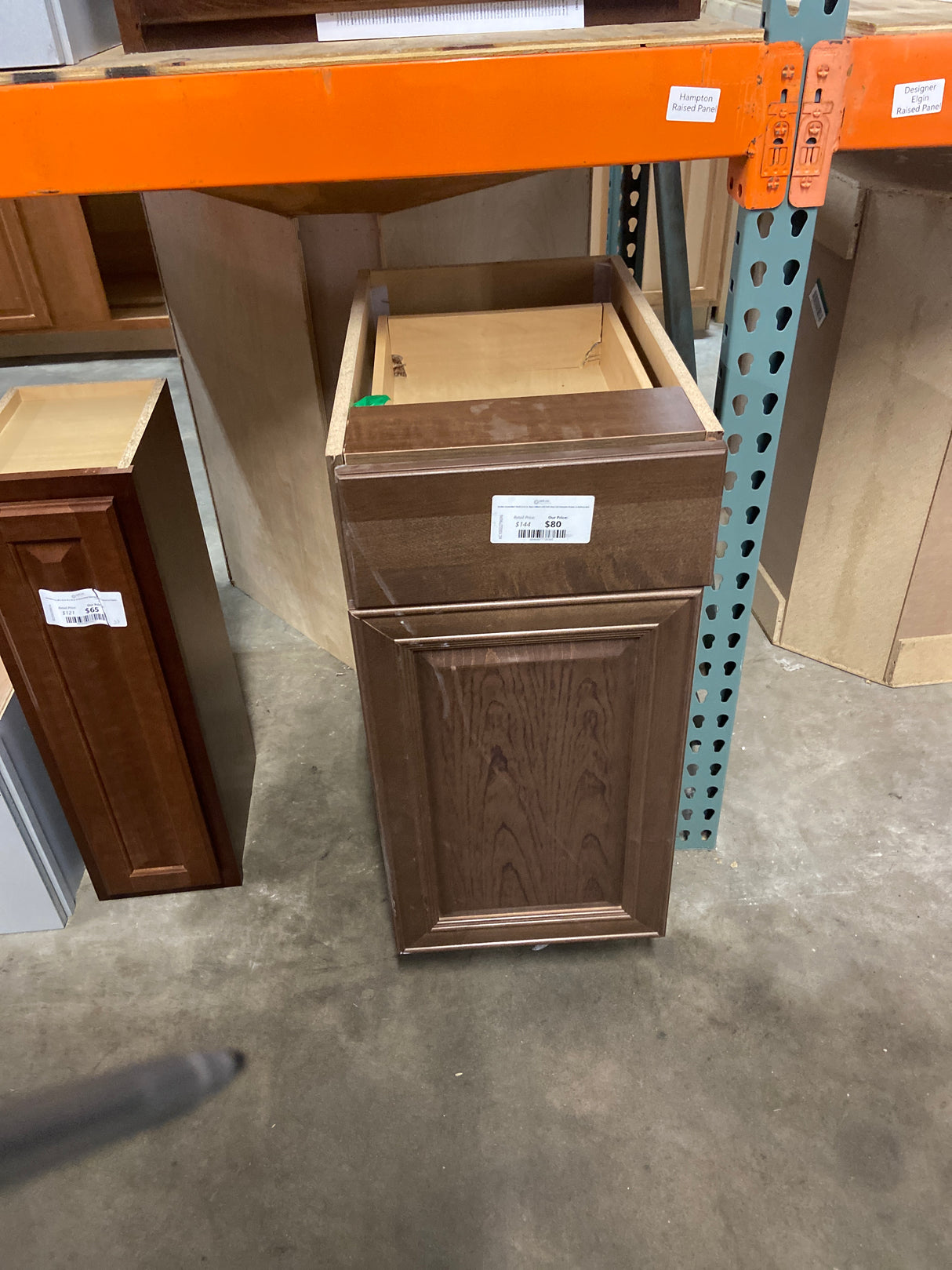Benton Assembled 15x34.5x24 in. Base Cabinet with Soft Close Full Extension Drawer in Butterscotch