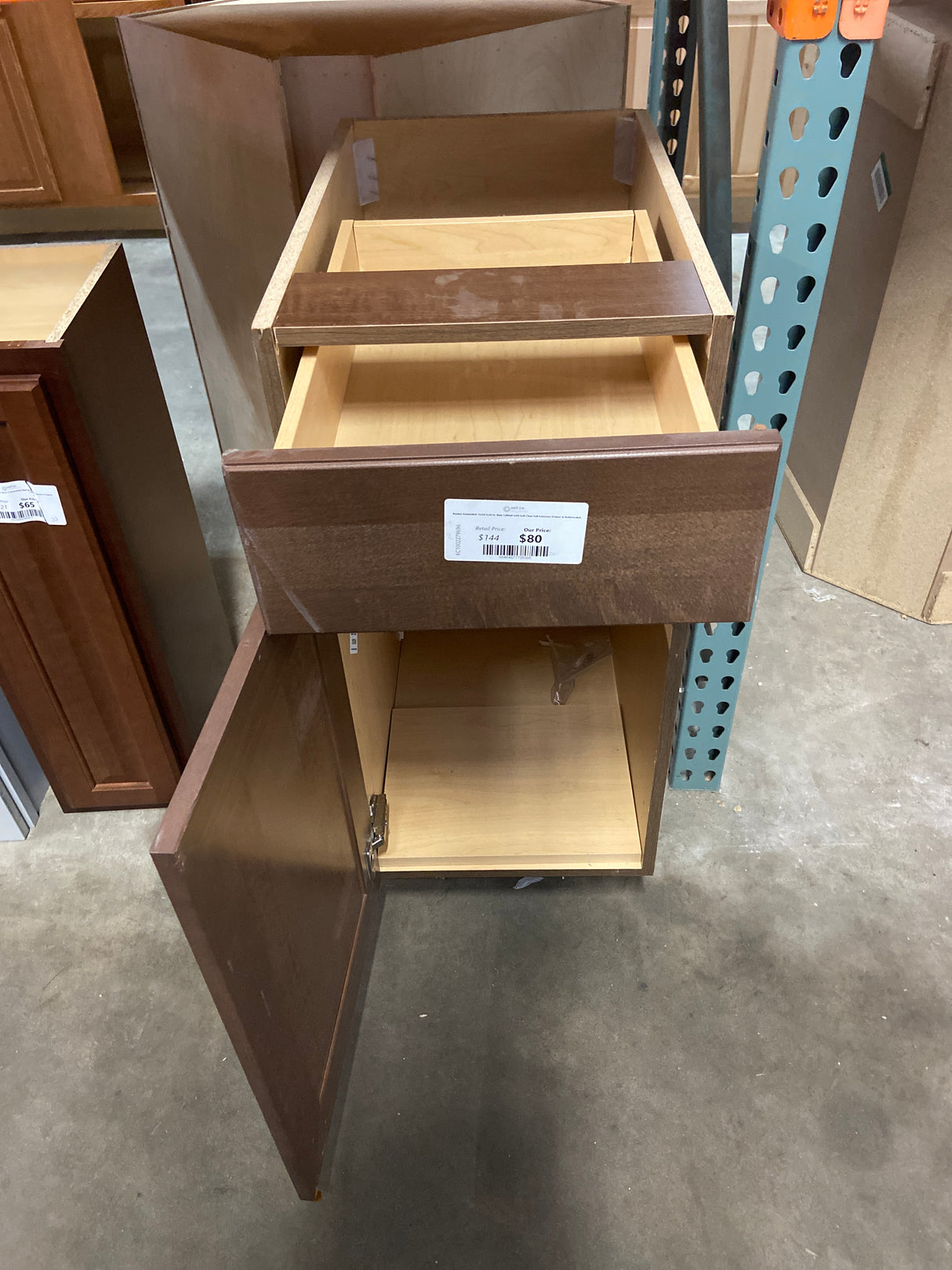 Benton Assembled 15x34.5x24 in. Base Cabinet with Soft Close Full Extension Drawer in Butterscotch