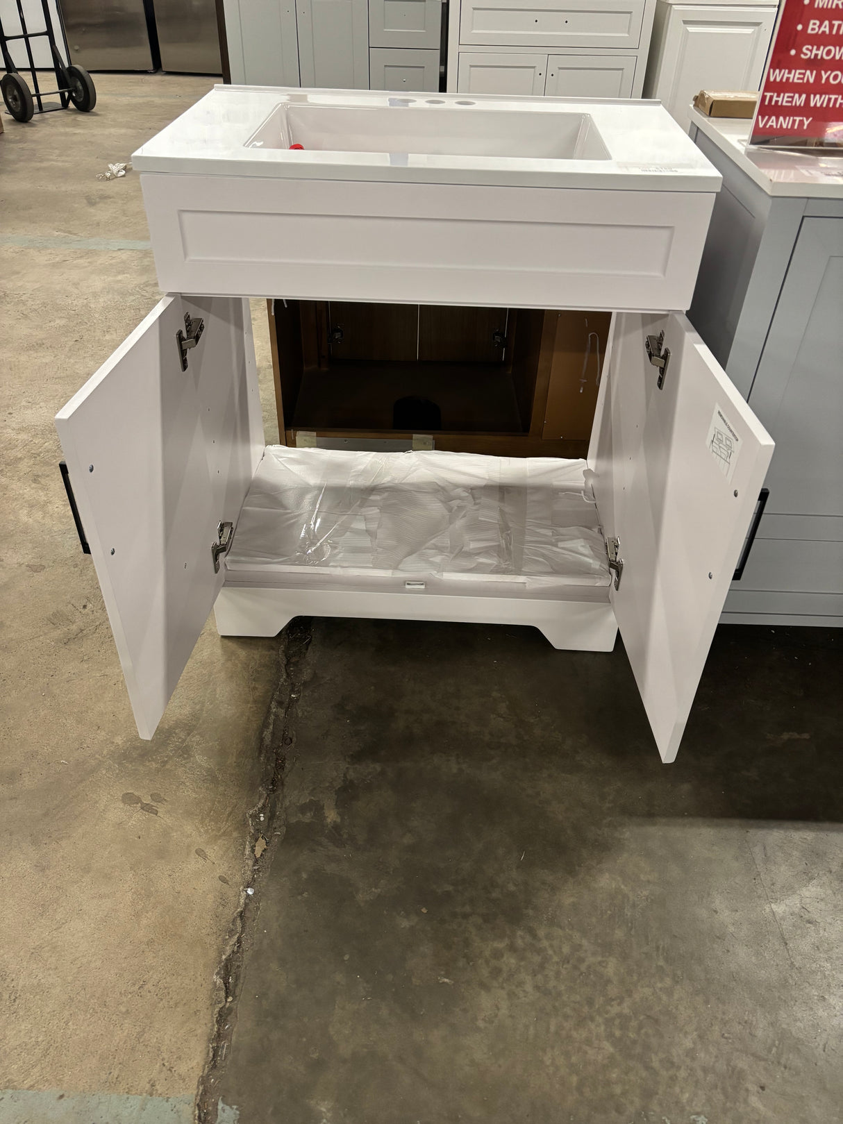 Southfield 31 in. Single Sink Freestanding Bathroom Vanity in White with Engineered Solid Surface Top (Assembled)