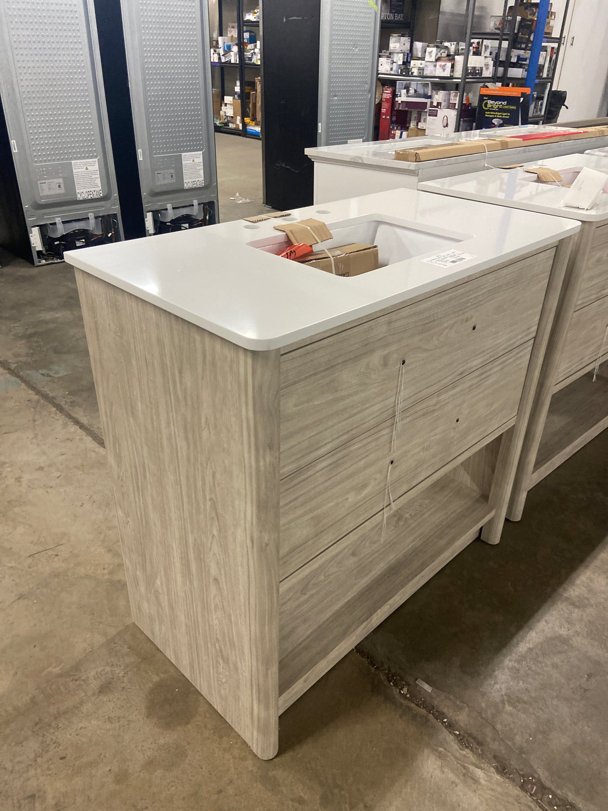 Camley 36 in. Single Sink Sandstorm Bath Vanity with White Engineered Stone Top (Assembled)