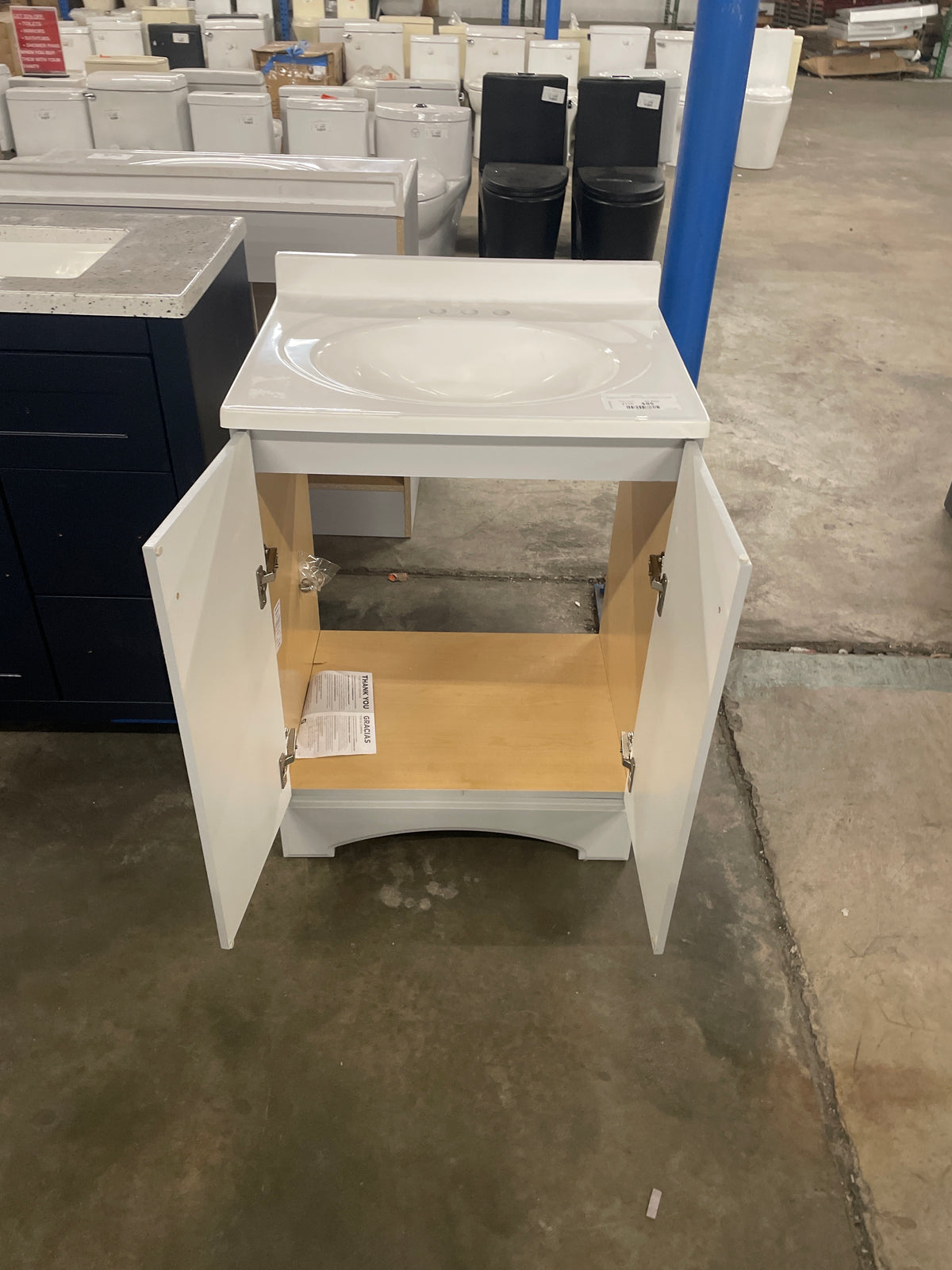 25 in. Single Sink Pearl Gray Bath Vanity with White Cultured Marble Top (Assembled)