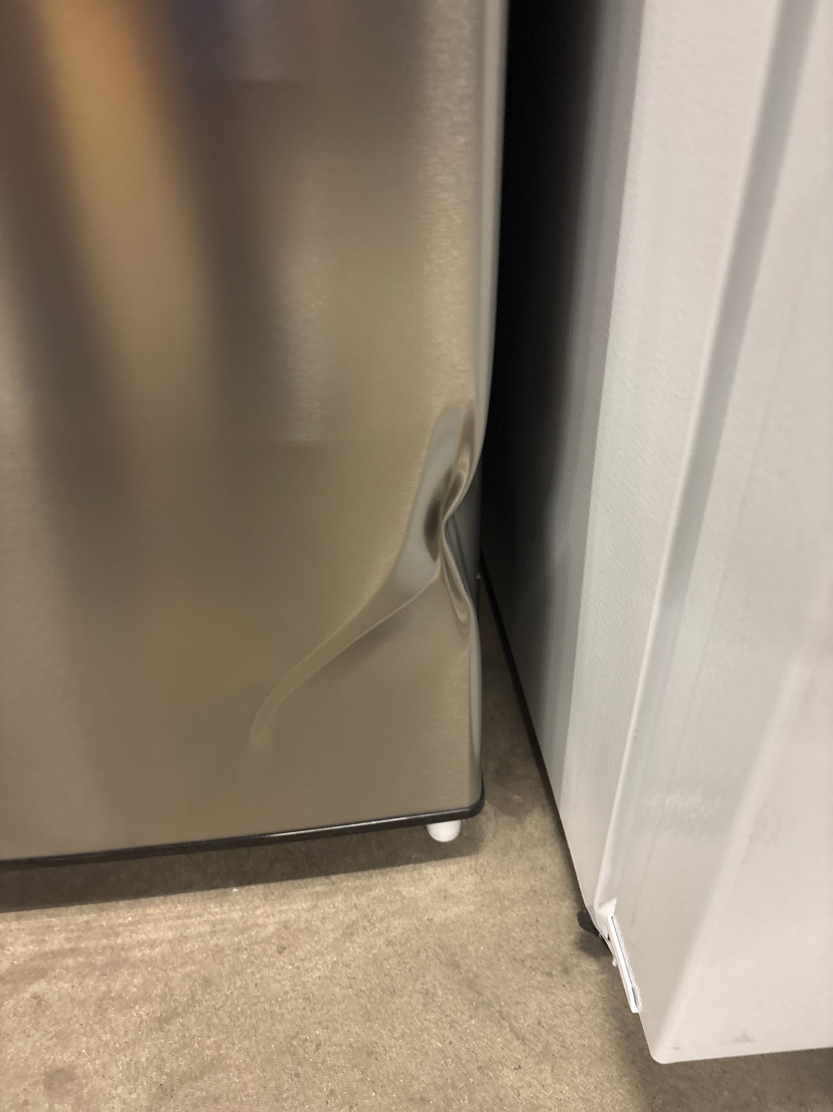 7.2 cu. ft. Top Freezer Refrigerator in Stainless Steel Look