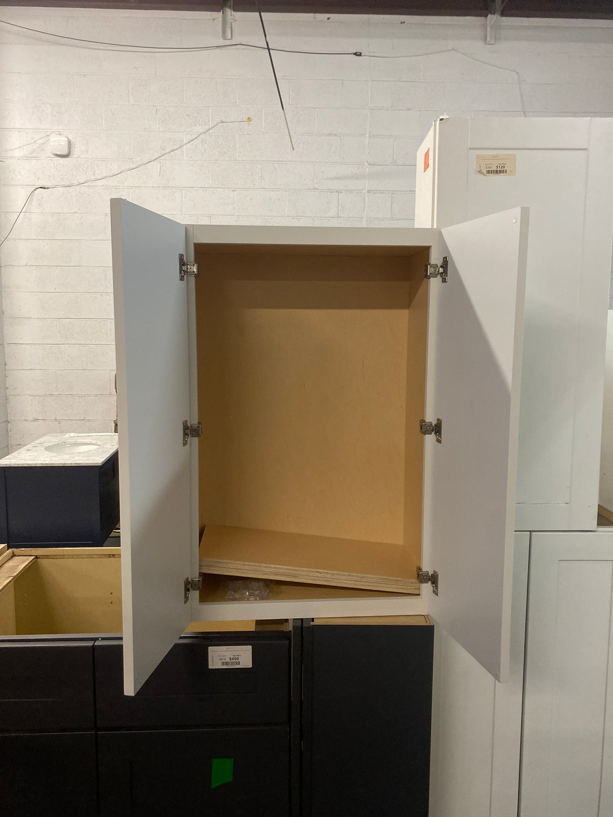Arlington Vesper White Plywood Shaker Stock Assembled Wall Kitchen Cabinet Soft Close 24 in. W x 12 in. D x 36 in. H