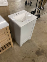 18 in. W x 17 in. D x 33 in. H Single Sink Freestanding Bath Vanity in Pearl Gray with White Cultured Marble Top
