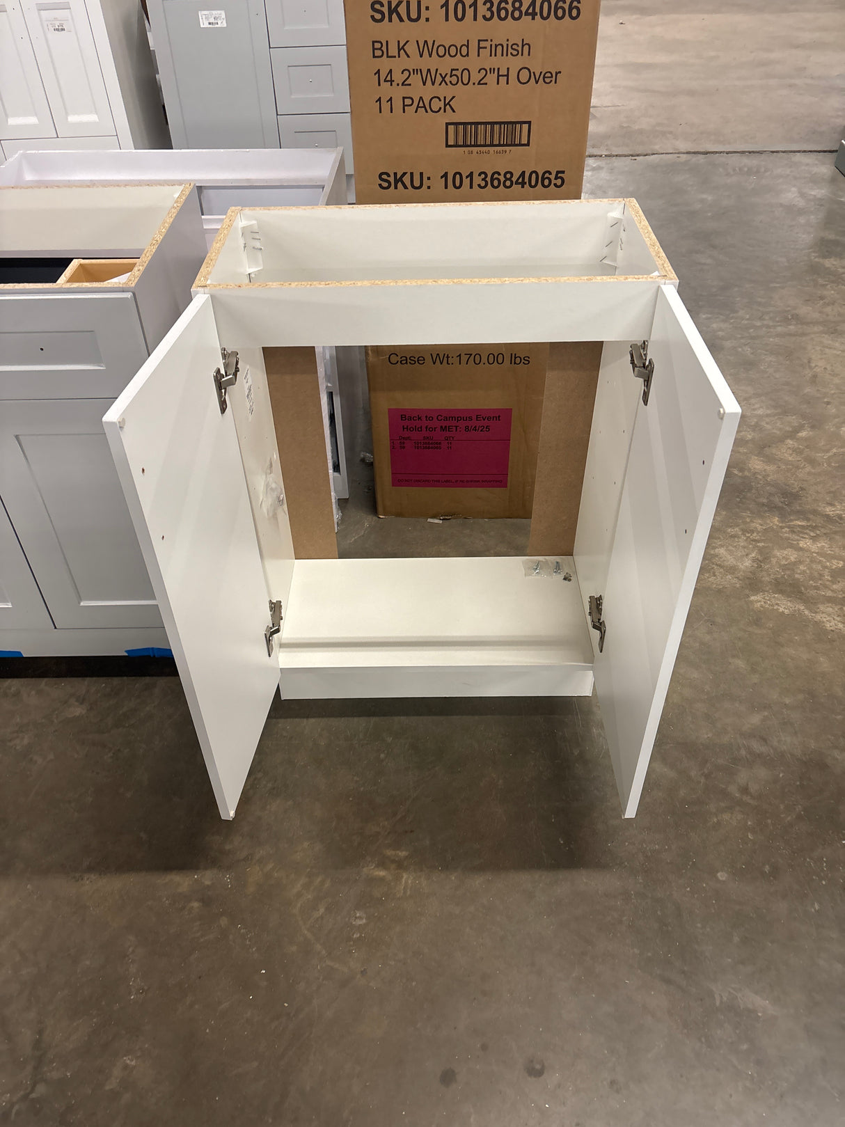 Penlee 25 in. Single Sink White Bath Vanity with White Cultured Marble Top (Assembled)