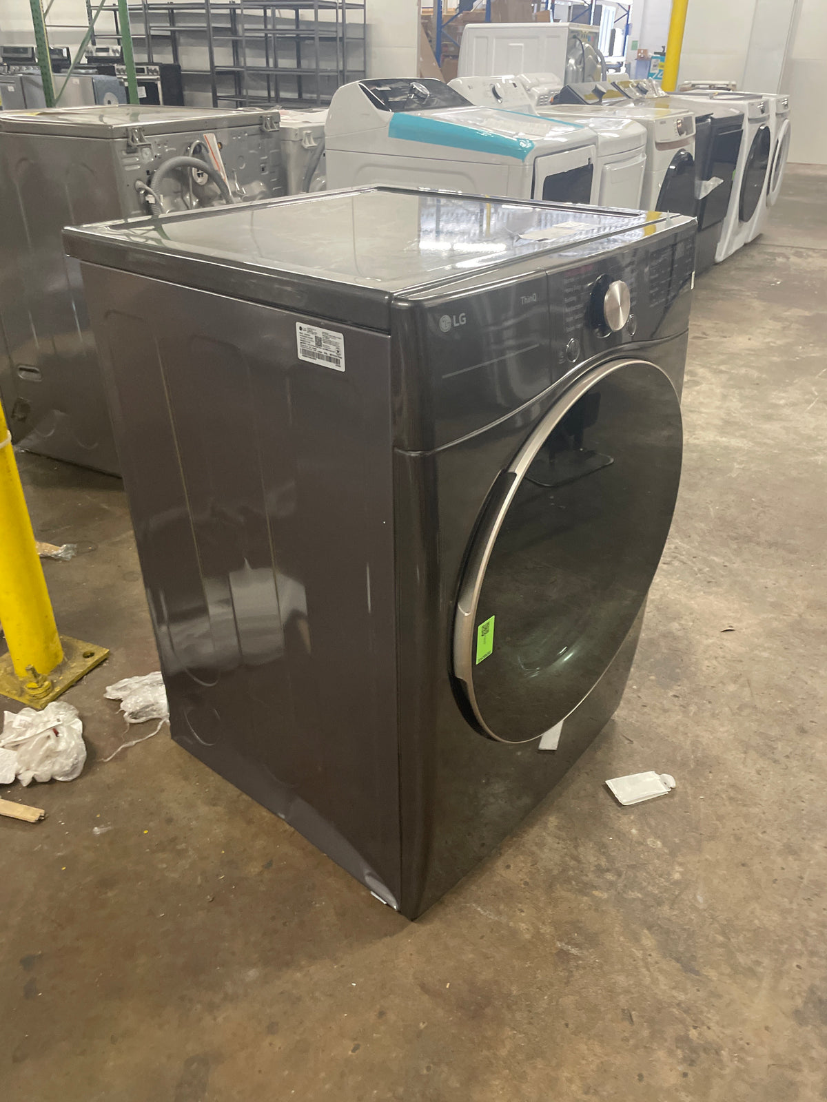 LG 7.4 cu. ft. Ultra Large Capacity Smart Wi-Fi Enabled Front Load GAS Dryer with TurboSteam and Built-In Intelligence