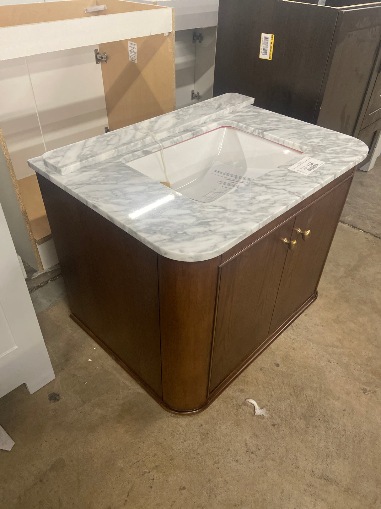 Collette 30 in W x 22 in D x 35 in H Single Sink Bath Vanity in Cinnamon Oak With White Carrara Marble Top
