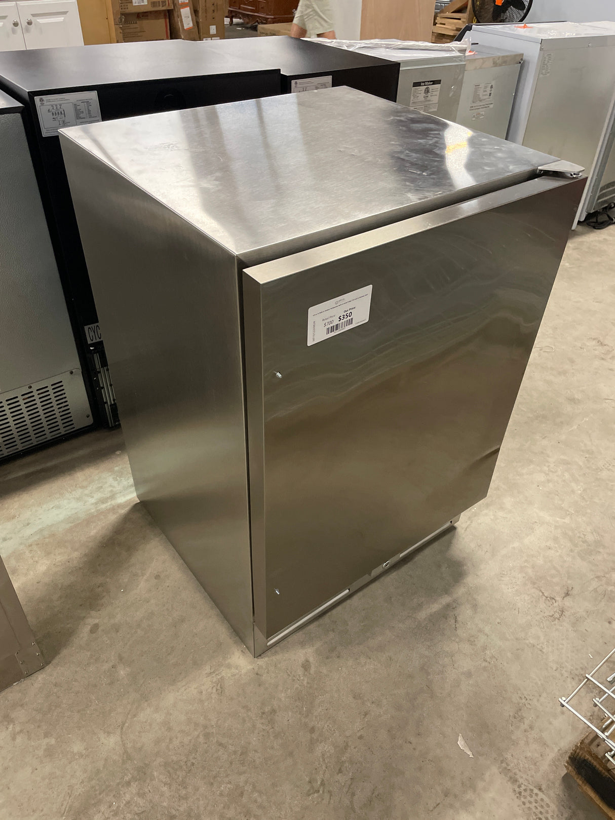 4.9 cu. ft. Built-In Outdoor Refrigerator Built-in Drink Fridge 210-Cans in Stainless Steel