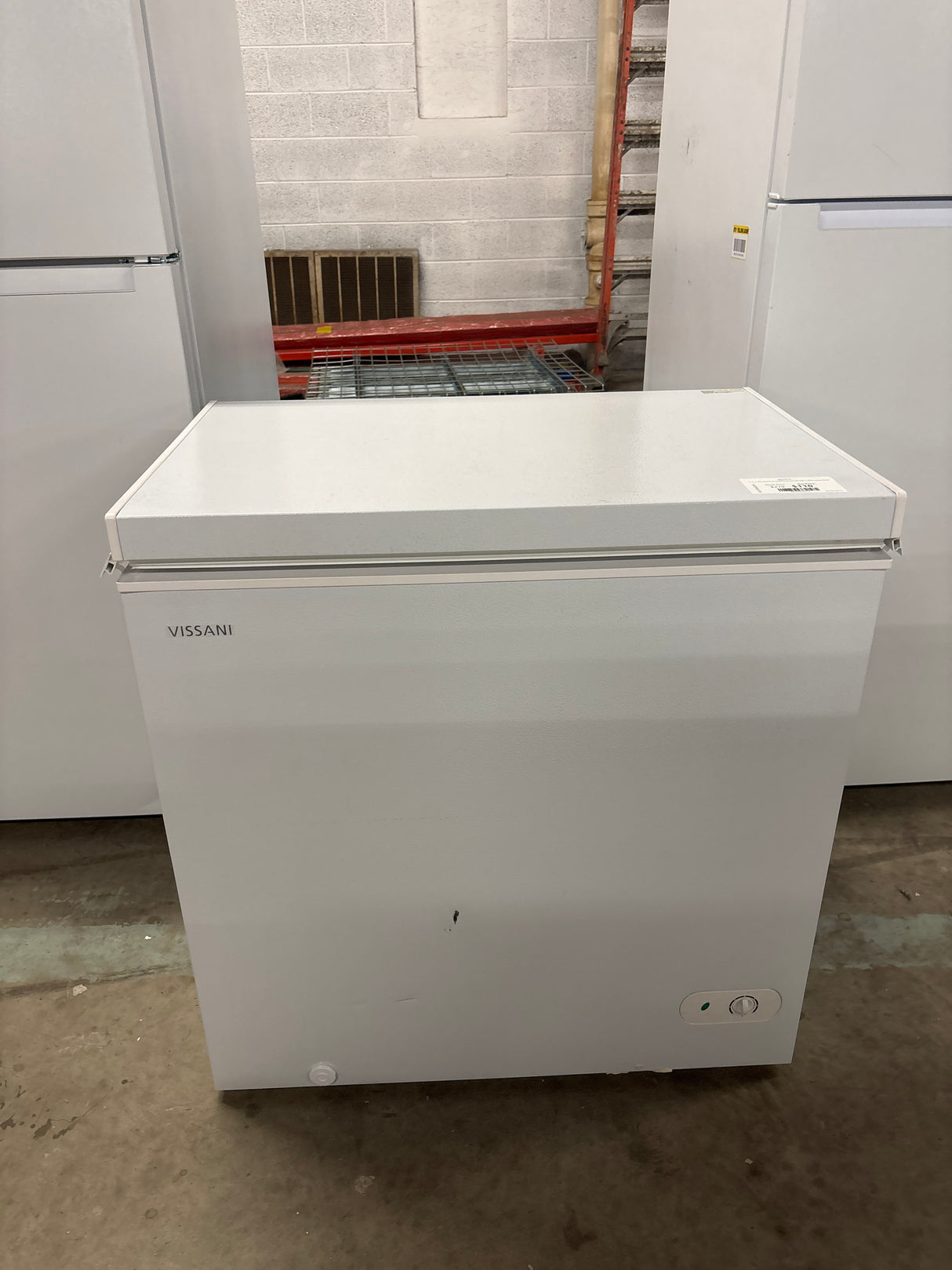 7.0 cu. ft. Manual Defrost Chest Freezer with LED Light in White Garage Ready