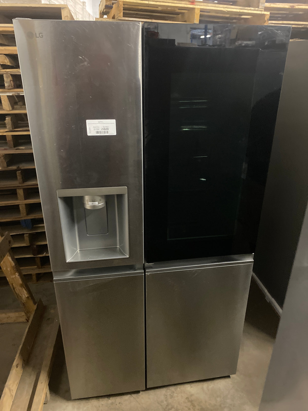 LG 27 cu.ft. Smart Side-By-Side InstaView Door-in-Door Refrigerator with Craft Ice in Stainless Steel