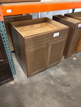 Sinclair 30 in. W x 24 in. D x 34.5 in. H Assembled Base Kitchen Cabinet in Shaker Saddle Oak