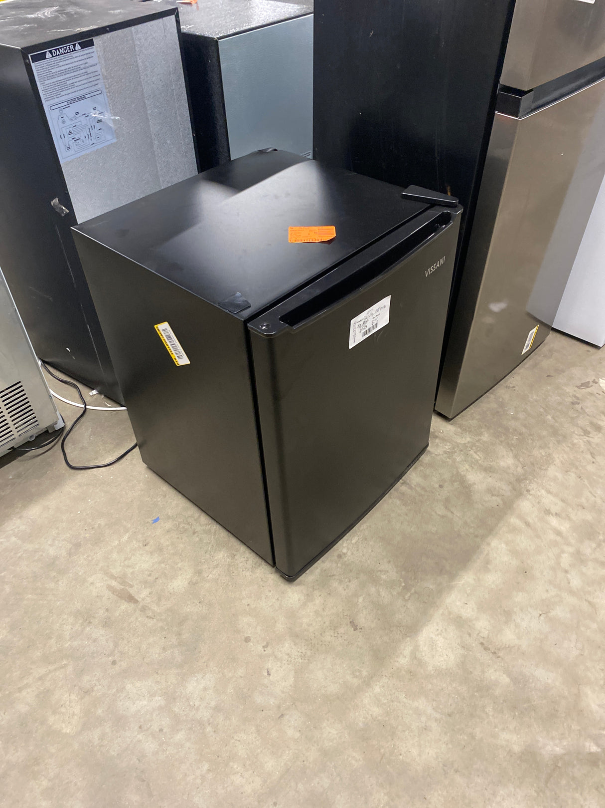 2.6 Cu. Ft. Mini Refrigerator in Black, ENERGY STAR