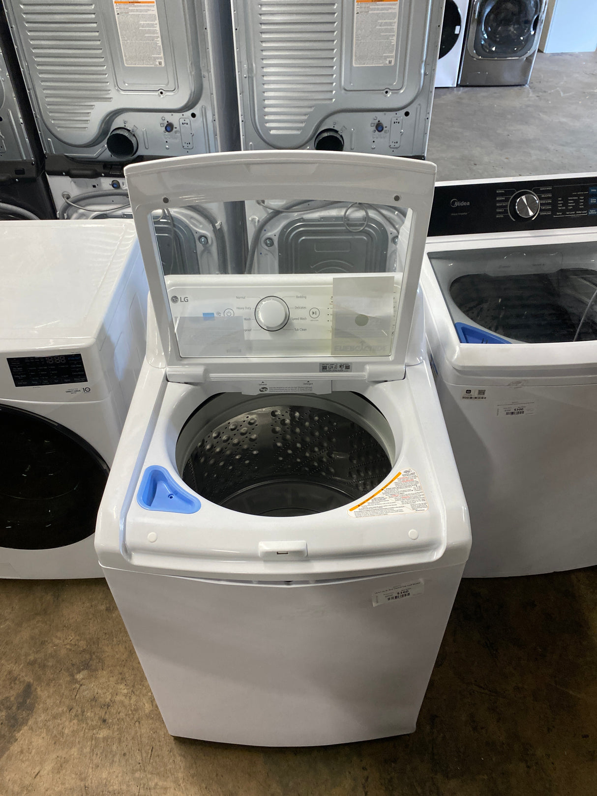 LG 4.5 cu. ft. Rear Control Top Load Washer