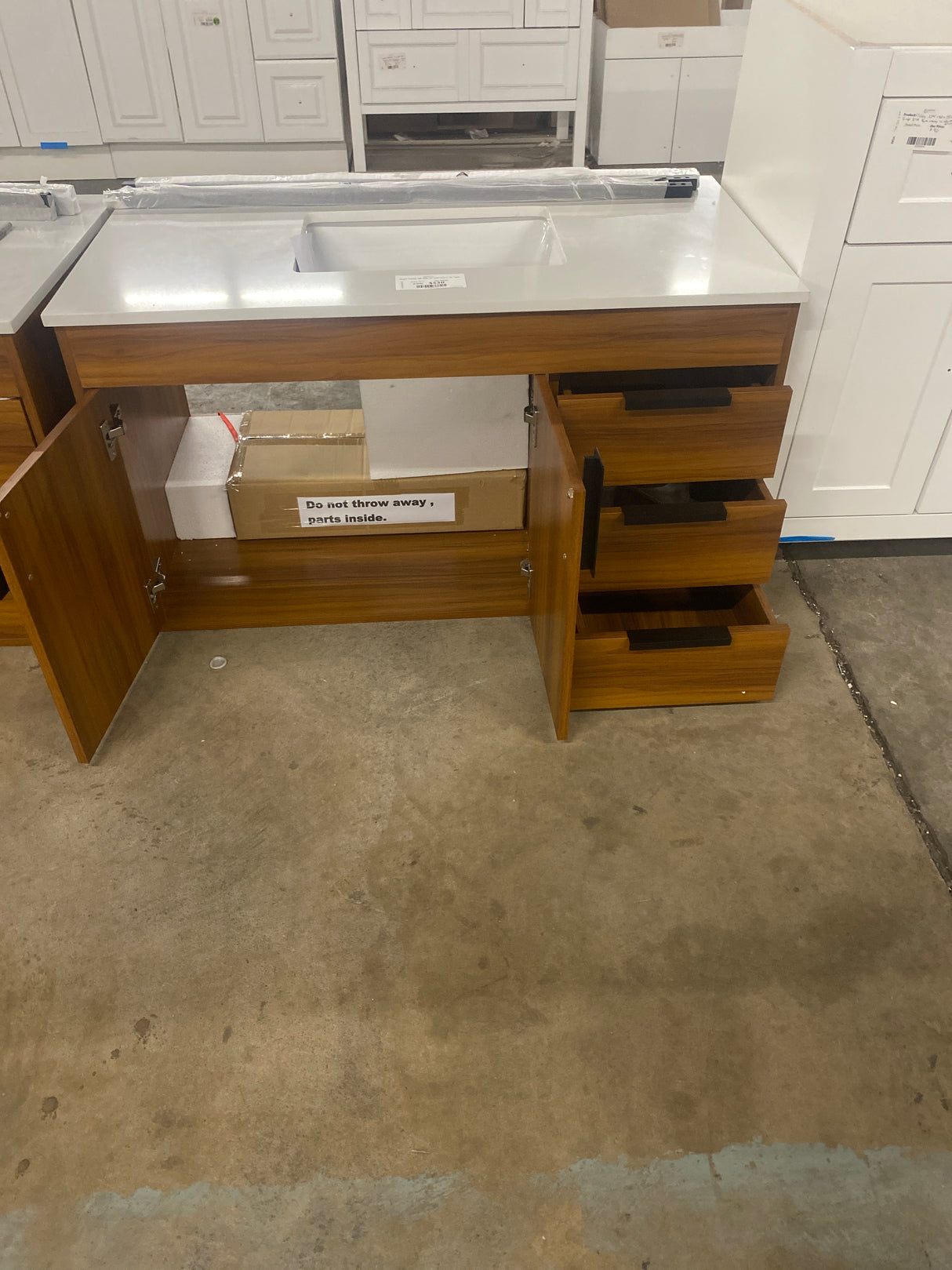 Regal Vanity 2dr 3dw 42"x22"x33.5" in Teak