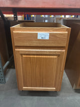 Hampton 21 in. W x 24 in. D x 34.5 in. H Assembled Base Kitchen Cabinet in Medium Oak with Ball-Bearing Drawer Glides