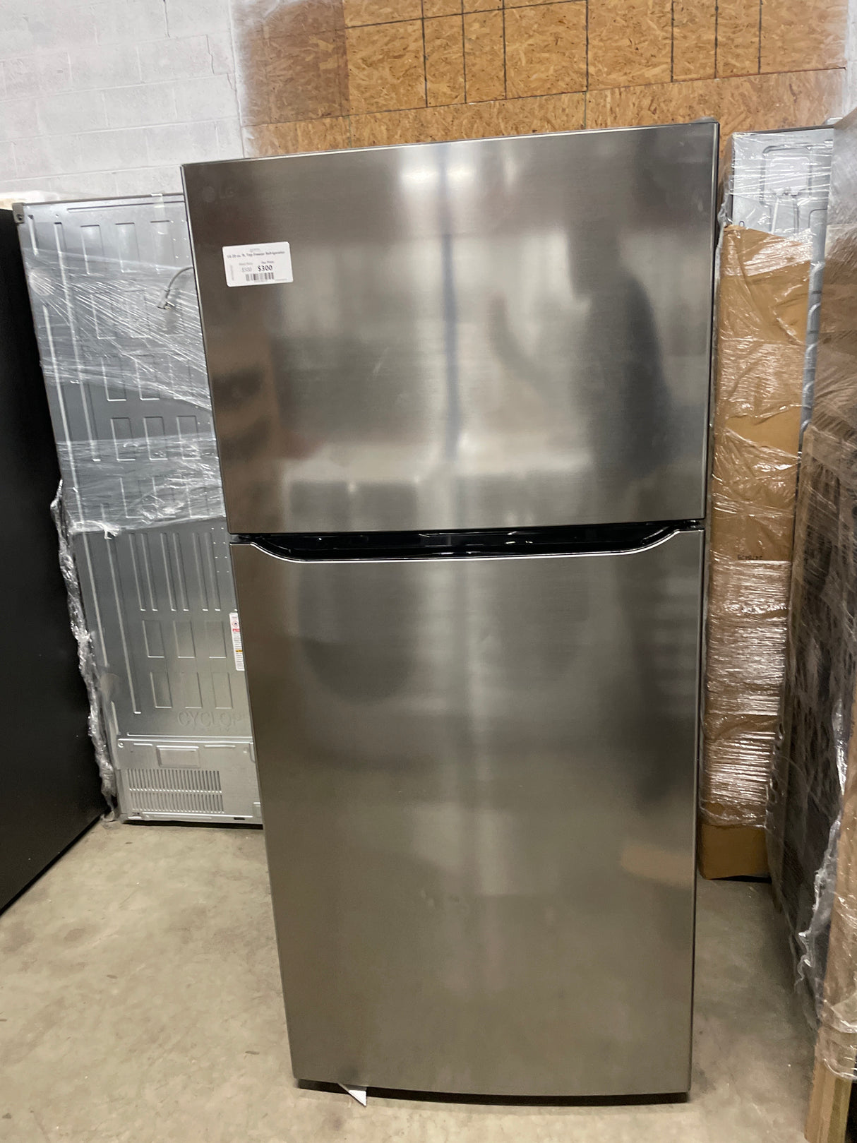 LG 20 cu. ft. Top Freezer Refrigerator