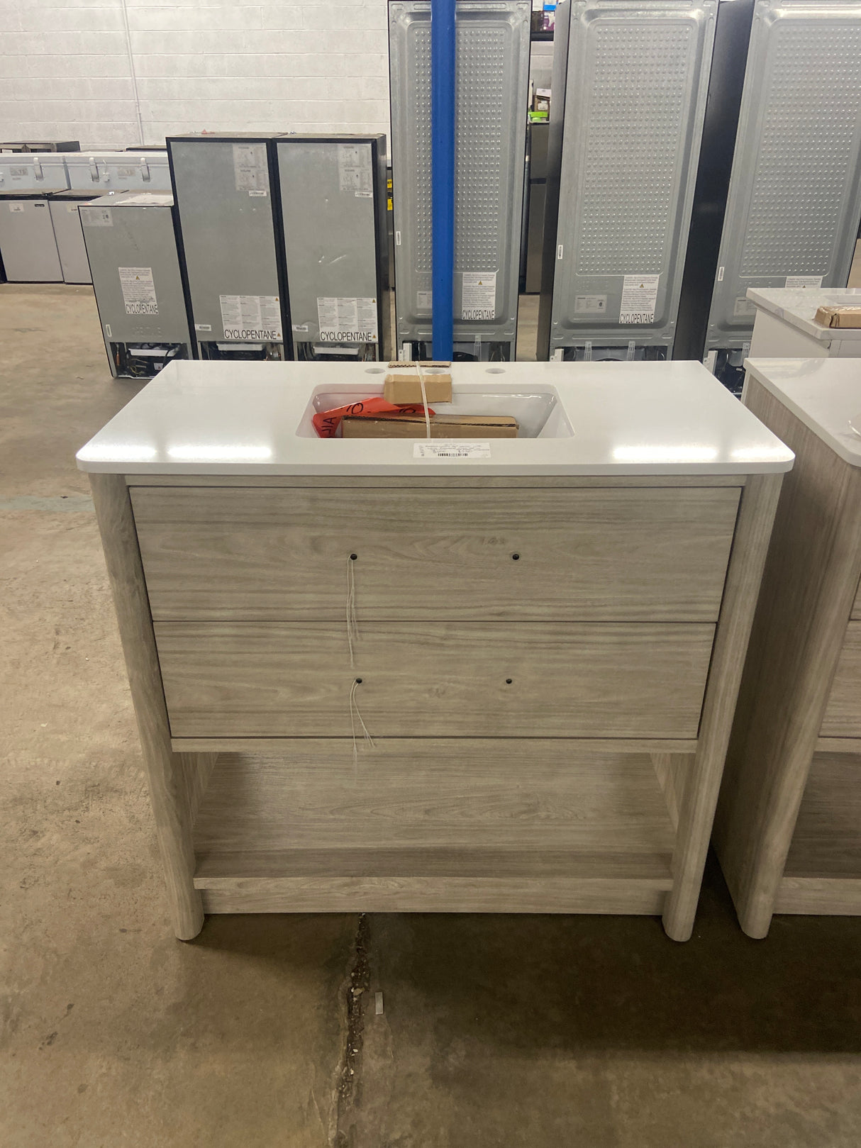 Camley 36 in. Single Sink Sandstorm Bath Vanity with White Engineered Stone Top (Assembled)