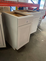 Westfield Feather White Shaker Stock Assembled Base Kitchen Cabinet (18 in. W x 23.75 in. D x 35 in. H)