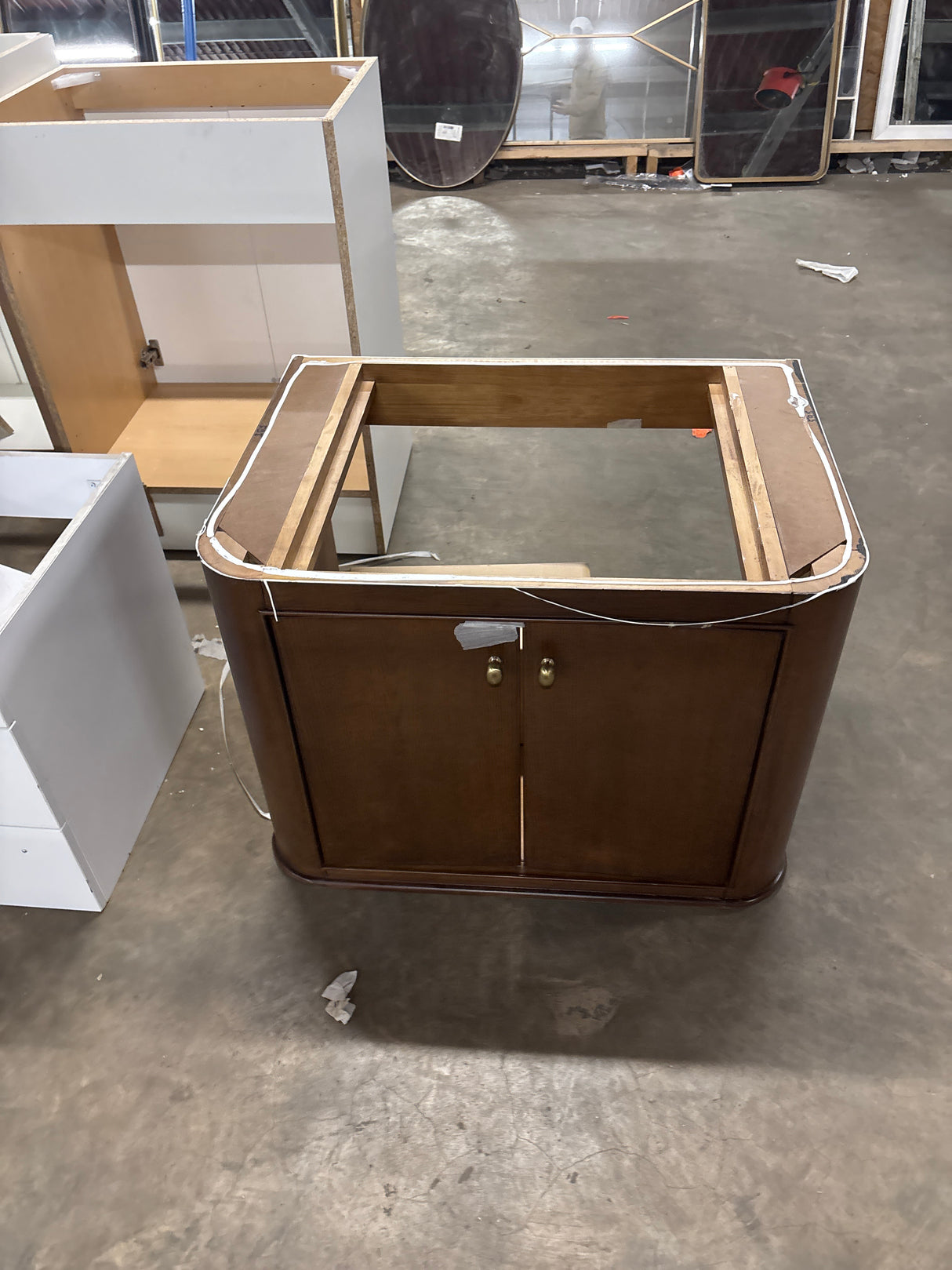 Collette 30 in W x 22 in D x 35 in H Single Sink Bath Vanity in Cinnamon Oak Without Top