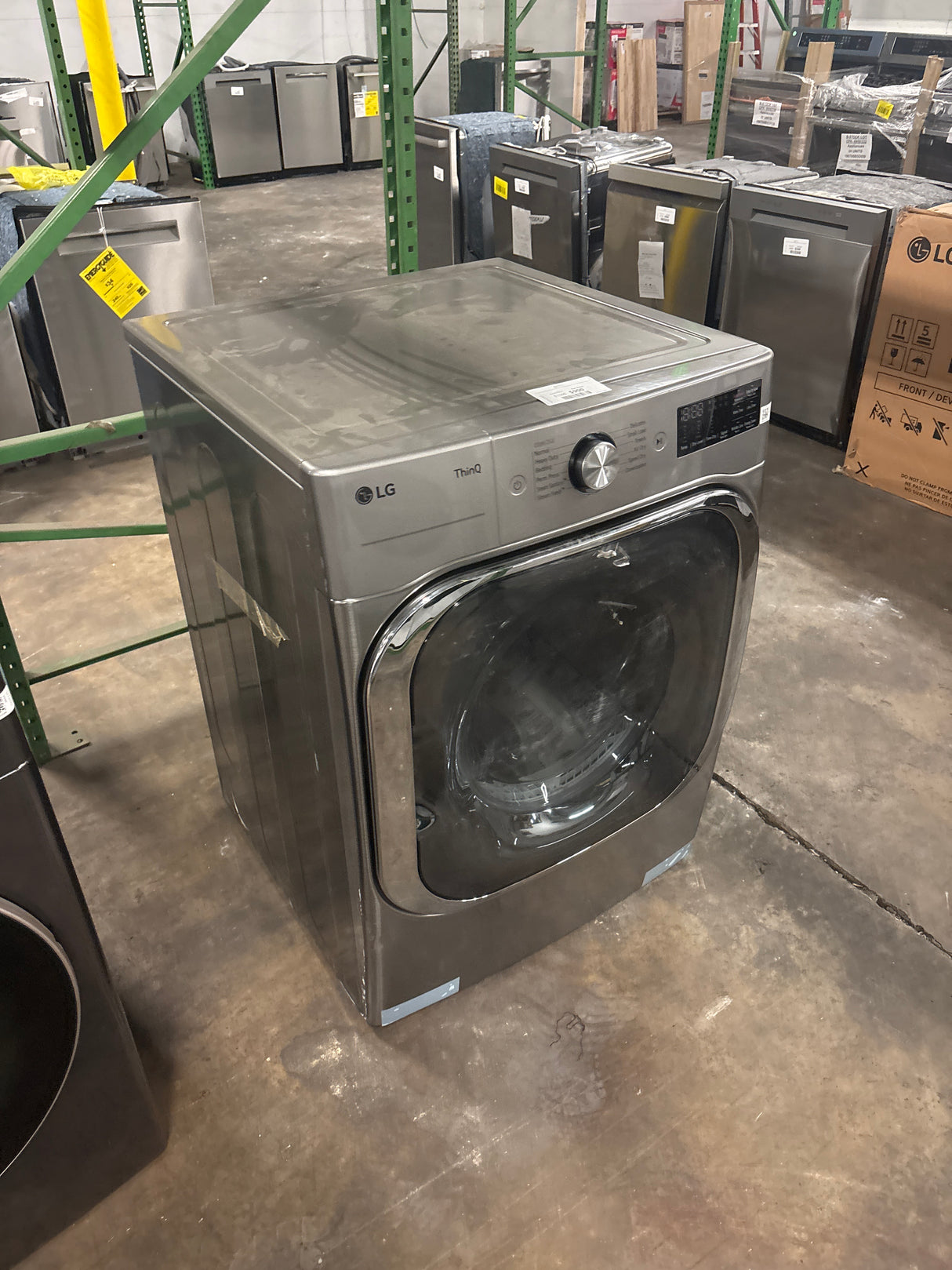 LG 9.0 cu. ft. Mega Capacity Smart Wi-Fi Enabled Front Load ELECTRIC Dryer with TurboSteam and Built-In Intelligence