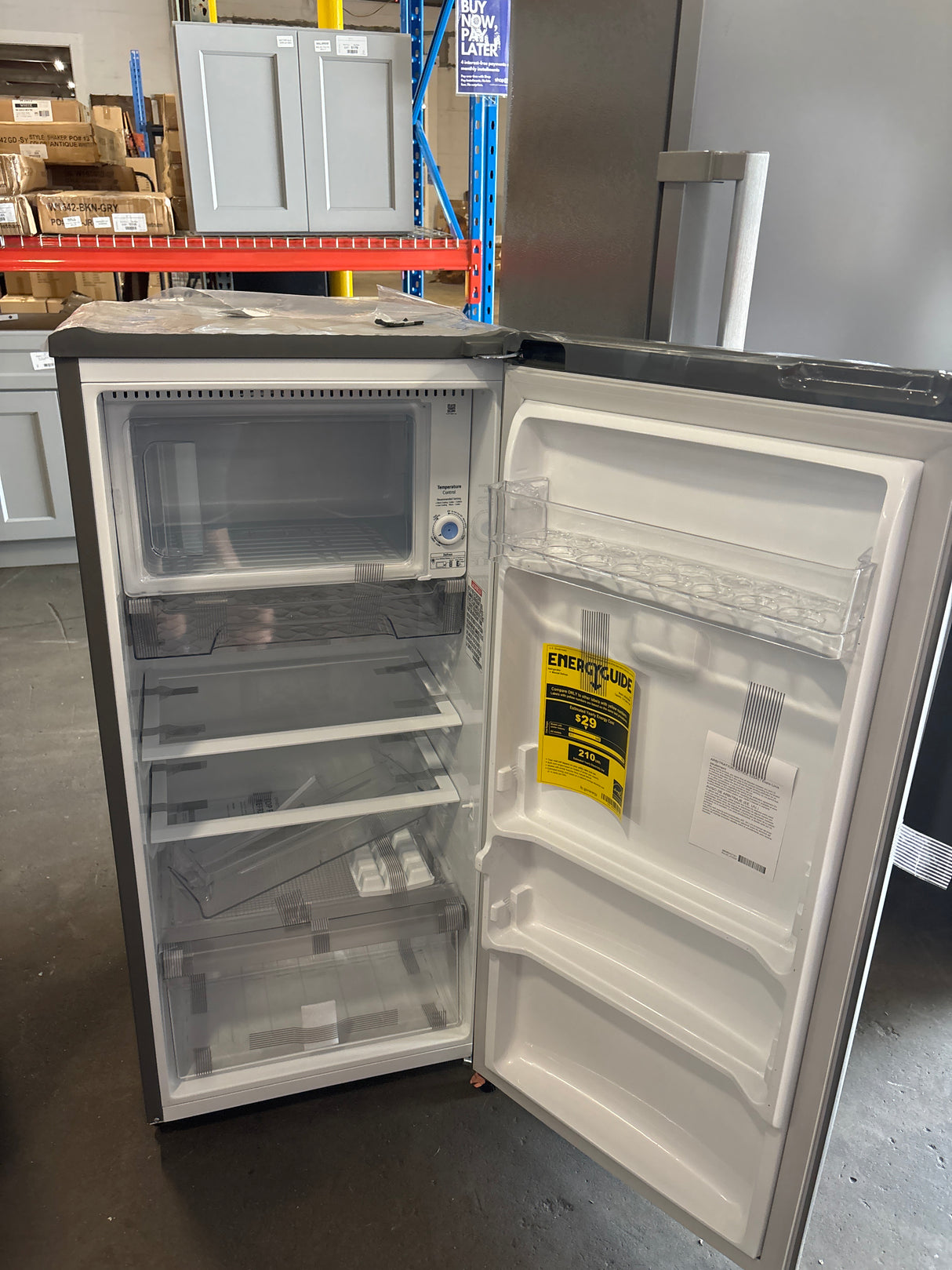 LG 6.0 cu. ft. Single Door Refrigerator with Inverter Compressor and Pocket Handle in Platinum Silver