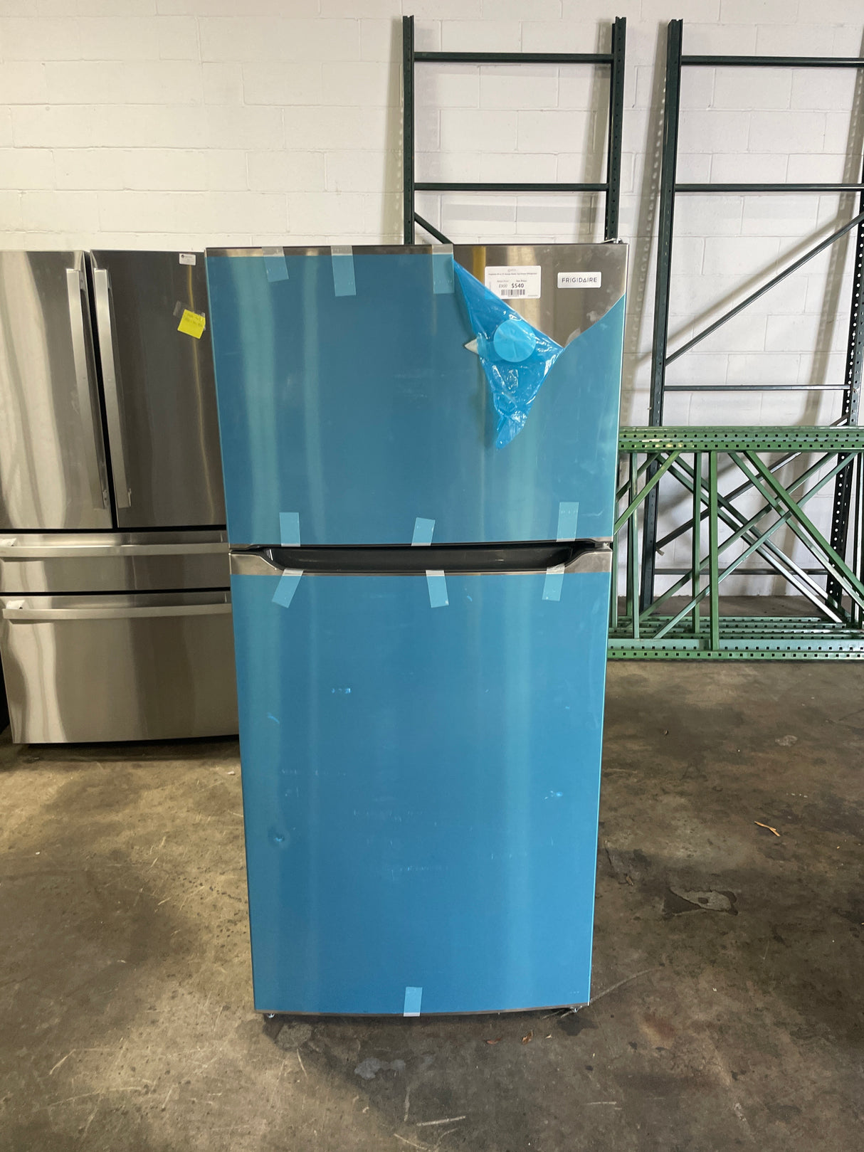 Frigidaire 20 cu. ft. Garage Ready Top Freezer Refrigerator