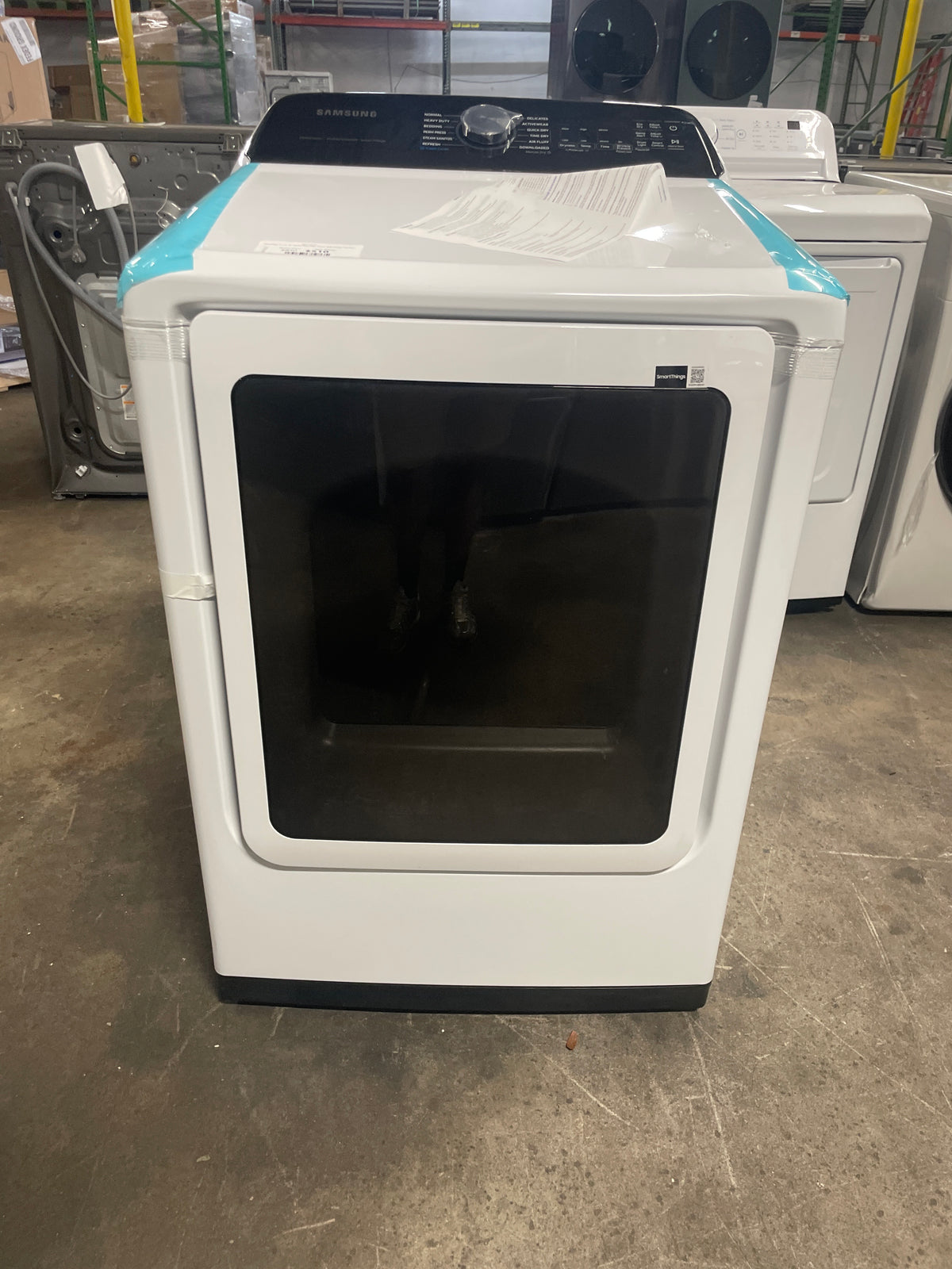 Samsung 7.4 cu. ft. Smart ELECTRIC Dryer with Steam Sanitize+