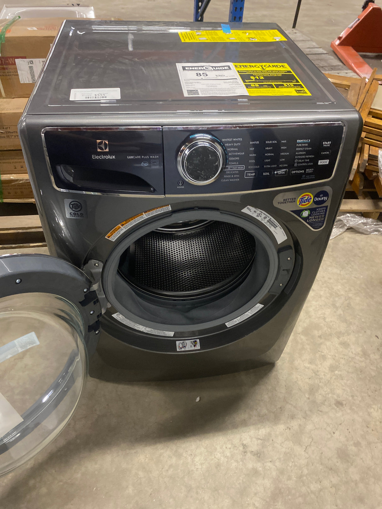 4.5 cu. ft. Front Load Washer LuxCare Wash and Perfect Steam in Titanium