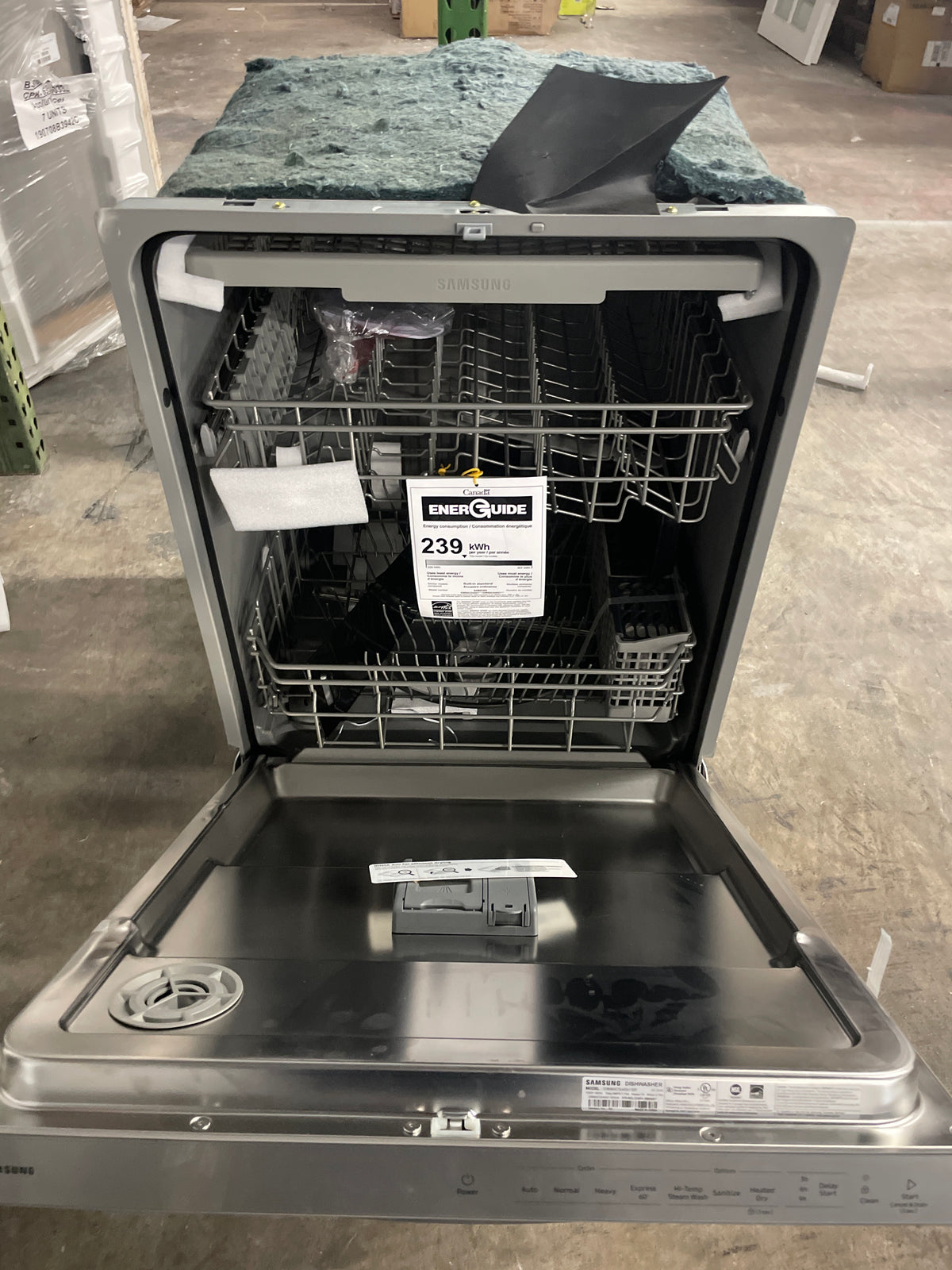 Samsung 51 dBA Fingerprint Resistant Top Control Dishwasher with AutoRelease and 3rd Rack