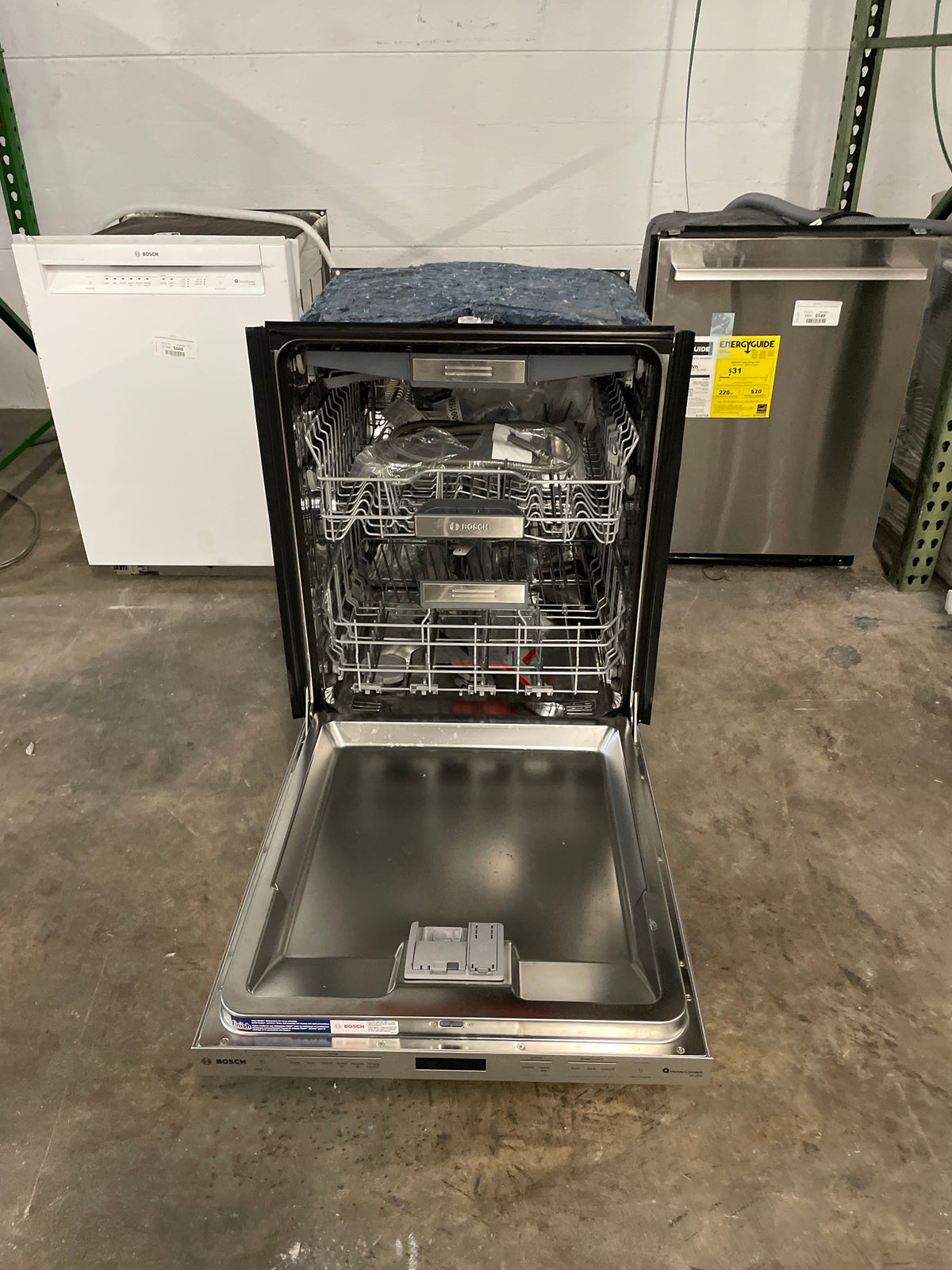 Bosch Benchmark Series Top Control Pocket Handle Dishwasher, Stainless Steel Tub, CrystalDry System, Ultra Quiet 38 dBa