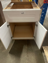 Arlington Vesper White Plywood Shaker Stock Assembled Base Kitchen Cabinet Soft Close 24 in. W x 24 in. D x 34.5 in. H