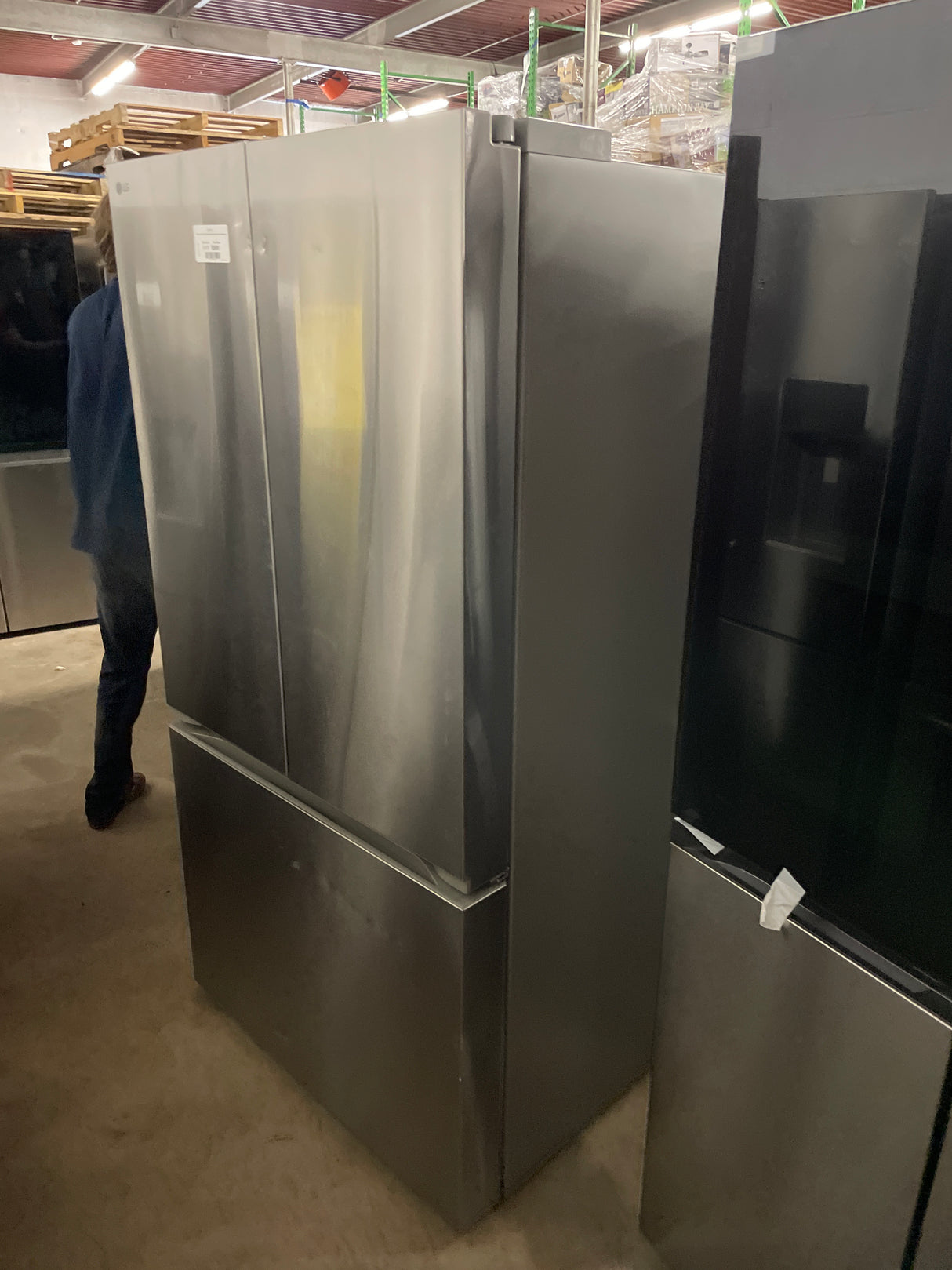 LG 26.5 cu. ft. Smart Counter-Depth MAX French Door Refrigerator