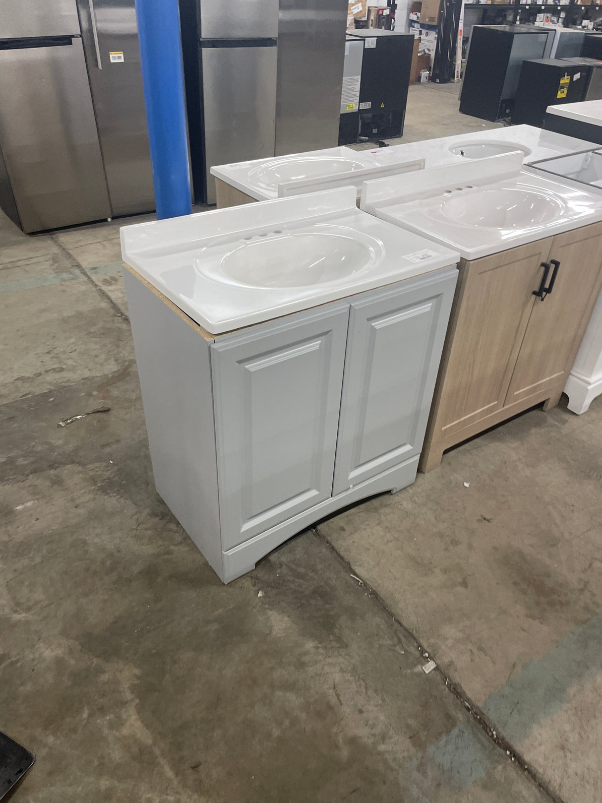 31 in. Single Sink Pearl Gray Bath Vanity with White Cultured Marble Top (Assembled)