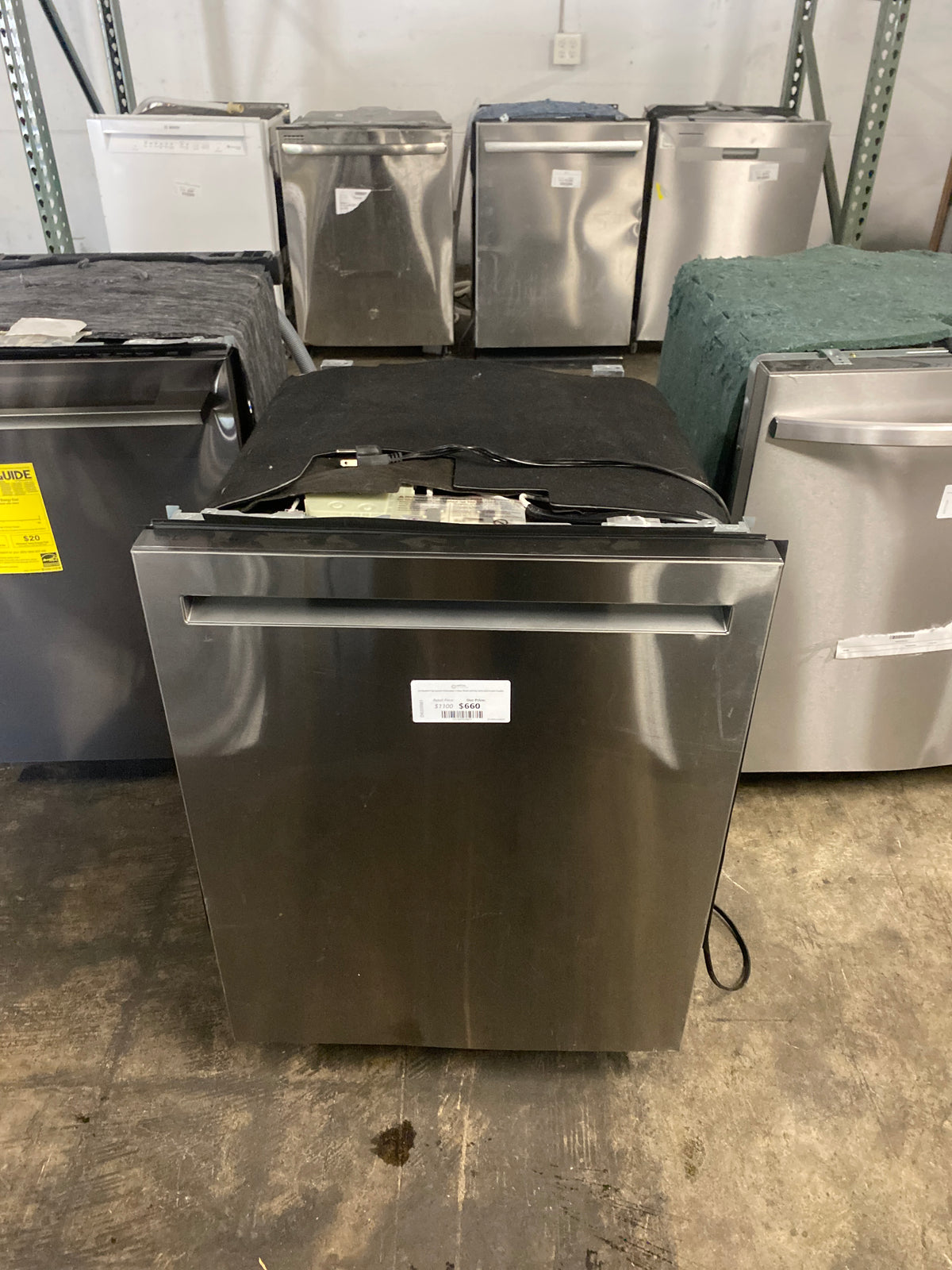 LG FlushFit Top Control Dishwasher 1-Hour Wash and Dry Cycle with Pocket Handle