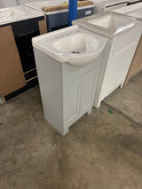 Weldon 18 in. Single Sink Pearl Gray Bath Vanity with White Cultured Marble Top (Assembled)