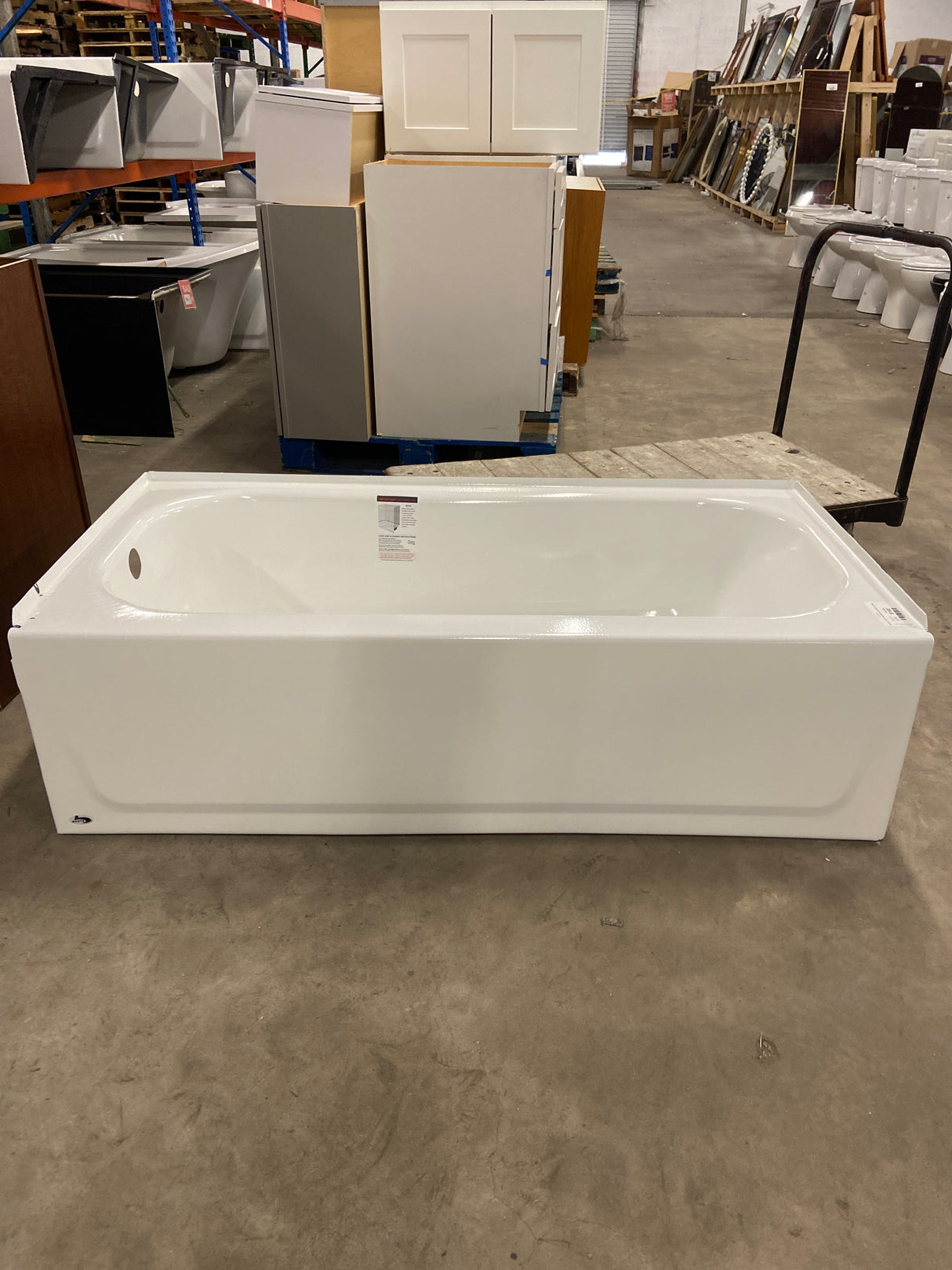 Maui 60 in. x 30 in. Soaking Bathtub with Left Drain in White